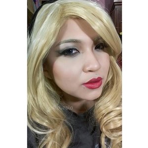 Blonde, smoky, and red lips 💋
#makeup #eotd #eyemakeup #vegas_nay #mayamiamakeup #anastasiabeverlyhills #hudabeauty #lookamillion #norvina #fcmakeup #zukreat #muajakarta #jakarta #indonesia #pinkperception #dressyourface #monolid #auroramakeup #lvglamduo #clozetteid #fotdibb #blogger #indonesianbeautyblogger #blonde #indobeautygram #redlips