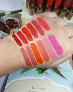 Did you know? @sariayu_mt got this 12 new lippy collection!! Dual Lipstick Trend Warna Krakatau ini ngga hanya cuma liquid matte lipstick tapi juga ada glossy-nya loh! Warna-warnanya pun totally amazing! Stay tuned for full review at www.rainbowdorable.com 😍
Ada eyeshadow nya juga loohhhh 😆
#swatch #lipstickswatch #trendwarnakrakatau #sariayuXopibacthiar  #mayamiamakeup #hudabeauty #vegas_nay  #clozetteid  #lucinda212 #motdind #maryammaquillage #lookamillion #makeuplover #glamexpress #iryrandrasana #mattelipstick #dressyourface #lipstick #makeupaddict #undiscovered_muas #belajarmakeup #beautyblogger #trendycreativity #makeup #blogger #norvina #zukreat #muajakarta #pinkperception #auroramakeup