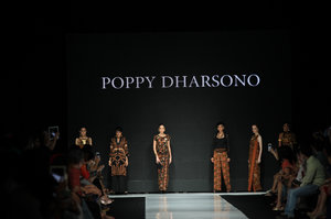 JFW 2014: Poppy Dharsono