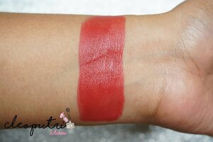 Swatches Dissy Color Lipstick in Shade #Balqish @ownerdissydikhaussy @ussypratama @andhiiikapratama
#swatch #localbrand #produklokal #Dissy #lipstick #colorlipstick #lipoftheday #lipjunkie #clozetteid #clozettedaily #makeup #makeupgeek #makeupjunkie #makeuplover #bblogger #bbloggerid #beautybloggerid #beautybloggeri ndonesia