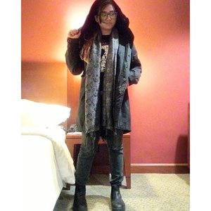 Before you jugde me, make sure you are perfect.. Hoodie parka: found in a flea market
Shirt: skull printed
Shawl: pasmina
Jeans: Nevada
Boots: working safety shoes

#ootd #black #clozetteid #clozette #blogger #boots #glasses #clozettedaily #rainydays