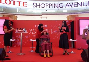 Hari ini belajar perawatan dulu bersama @astalift_indonesia @clozetteid dengan produk-produk nya Asfalift untuk merawat kulit

#ClozetteID #ClozetteIDReview #ASTALIFTxClozetteIDReview #beautyblogger
