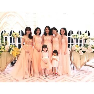 .
If someone asks how many siblings I have, I will answer that I have 1 brother & 5 sisters. ❤💚💜💛💙 All of us dressed up in peach to attend our youngest sister, Angel's wedding.
Now 5 of us are someone's wife.

Can't wait to meet you all again in pretty gown on Mona's BIG DAY 😄😄
.
.
.
#clozetteid #starclozetter 
#WalkyTalky #bestfriend #sisterhood #MAstorybegins