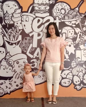 .Let's dress up, it's weekend!And we love to wear matching (twinsie) outfit ❤️...#MiyukiandMom#OOTD#ClozetteID