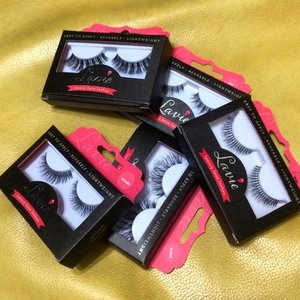 Finally got my hands on these so-talked-about lashes! Thank goodness @lavielash opens a store near home :) cant wait to give it a try. Will post review soon! Xoxo #lashes #falsies #clozetteid #kireimakeup #makeup #makeupjunkie #makeupaddict #productjunkie #falselashes #lashes #indonesian #indonesianmua #indonesianblogger #beautyblog #beautyblogger