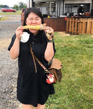 I’m on a “seefood” diet, I see food I eat. 🌽 Corn a Cob at the Ancaster Rib Fest! Yummms!!! Don’t worry, I got the Belly Buster too. Can’t go to a rib fest without some ribs, now can we? 😁 #ancasterribfest