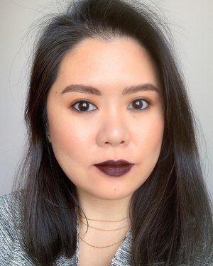 Just a makeup look that I didn’t get to share earlier. I’m still in love with @lisaeldridgemakeup velvet lipstick collection. This Velvet Midnight is probably one of my favourite darkest lipstick colours. Love it.

I’ll share some looks over the next couple days. I’m hoping to be able to do the voice over and edit some of my tutorials for IGTV but we’ll see 😂

The tutorial rest of this look can be found a couple post back on my IGTV ❤️

Xoxo
Jilly

#makeup #lisaeldridgemakeup #truevelvet #velvetmidnight #darklips #darklipstick #hamont #toronto #torontomakeupartist #torontomua #bbloggersca #bbloggers #beautybloggerindonesia #clozette #clozetteid #muacanada
