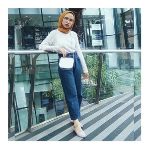 101 chic : mustard never go wrong (and of course this high waist jeans). #ClozetteID #abmlifeisbeautiful #abeautifulmess #starclozetter #hijabchic #whatwelike #lookbookindo #chictopia #acolorstory