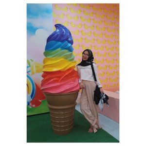 'Libur adalah kata kerja' - @yajugayaBecause world is not as sweet as ice cream and you should work you ass off to get what you want.But is it really what you need?#nidh #lyfe #bhfyp #justmy50cents #blah #vsco #clozetteid