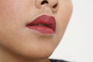 #Wardah Exclusive Matte Lip Cream No. 17 Rosy Cheek 💄
. 
#clozetteid #liadandan