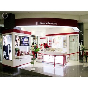 Launching New Concept Counter Elizabeth Arden at Centro Solo Paragon is up on my blog.. cekidottt gaes 😉😉😊 http://www.mybeautypinastika.com/2017/08/launching-new-concept-elizabeth-ardens.html

#clozetteid #clozette #beauty #elizabetharden #beauteousyou #review #blog #beautyblogger #bblogger #blogger #event #beautyevent #bloggersolo