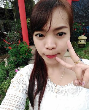 Happy sunday 🌞🌞 #selfie #selca #selcam #clozetteid #clozettedaily #throwback #beauty #makeup #bblogger #blogger #beautyblogger #asian #sunday #love #korea #fdbeauty