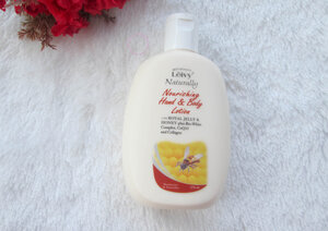 Leivy itu ternyata bukan asli produk lokal lho, meskipun banyak di jual di supermarket dan toko kosmetik kualitasnya tidak perlu lagi. Leivy merupakan produk Malaysia. Leivy Body Lotion melembabkan kulitku, wanginya enak banget! <3
http://www.mybeautypinastika.com/2017/10/leivy-naturally-double-moisturising.html