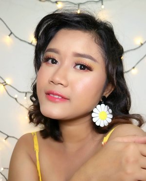 Take Me Away
I Need The Sun
And The Wave 
Next month, I will have vacation  to the beautiful island in my beloved country, Indonesia.... ðŸ˜˜ðŸ�–ðŸ�� #makeupideas  #makeup #beautybloggerindonesia  #asiangirls #indobeautygram #summervibesâ˜€ï¸� #summermakeup #makeupartist #qatarmakeupartist #undiscoveredmuas #tampilcantik #kbbvfeautured #beautinesiamember #clozetteid #yukalicious15