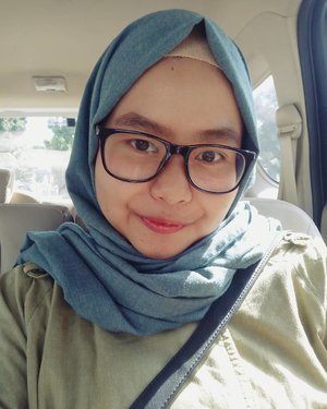 Whatever problem and obstacle you may have, don't forget that there is a higher power that can help you get through it. Alhamdulillah it's Friday ❤❤❤ .-------.#clozette #clozetteid #clozettedaily #hijab #hijaboftheday #hotd #makeup #lightmakeup #girl #selfie #dibuangsayang #sharethemoment #peopleinframe #hijabindo #hijabs #hijabstyle #hijabfashion #likesforlikes #likeforlike #like4like