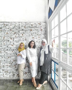 Menggemay-gemay.#clozetteid#clozette#plussizefashion #plussize #plussizemodel