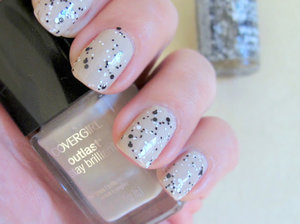 Speckled mani for the weekend