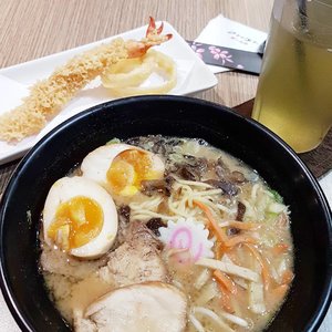 My first ramyeon 🤗

#ClozetteID #foodgasm #foodgram #foodporn #foodblogger #foodlicious #foodnotebdg #foodnotebandung #instafood #kulinerbdg #kulineraddict #kulinerbandung #bandungfoodies #eatoutbdg #like4like #follow4follow #followforfollow #likeforlike #likeforfollow #ramen #ramyeon #Japanesefood #japaneseramen