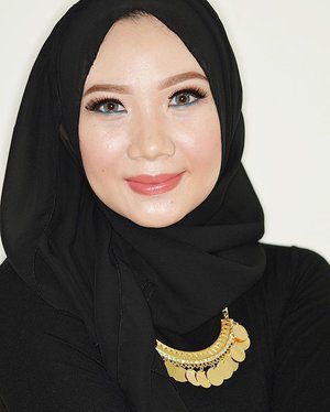 ✨Makeup Of The Day ❤️Foundation Moisture Soft es Pact @covermark_id❤Eyebrow Brow Wiz @anastasiabeverlyhills❤Eyeliner hyper gloss liner @maybelline ❤Eyelahses @deyekoid Hijab❤Countour @sleekmakeup Kit❤Lips @sariayu_mt Duo Lips K-08#clozette #clozetteid #motd #fotd #hotd #makeup #beauty #covermark #flawless #softespact #instabeauty #instamakeup #bbloggers #beautybloggerid #dasistersblog #hijabi #hijabstyle #covermarkid #covermarkirei #anastasiabeverlyhills #zukreat