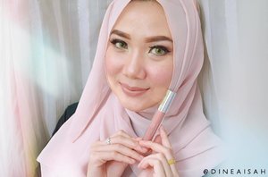 Kalau ini tau nggak aku sedang pakai warna shade apa dari Lip Cream @wardahbeauty Exxclusive Matte ? 💋
.
Ini tuh warna warna Nudy-Pinky dengan sentuhan akhir warna Crème yang khas banget
.
Where to buy? @lipstik_murah_purbasari
.
#Clozette #Clozetteid #Beauty #Makeup #Hijab #Hijabers #sotd #fotd #motd #lipstick #lippie #lipcream #lipmatte #wardahexclusivemattelipcream #wardah #wardahmatte #bloggerreview #bbloggers #beautybloggerid #nudelip #flawless #instabeauty #instamakeup #dasistersblog #dreamy #pastel #motdindo