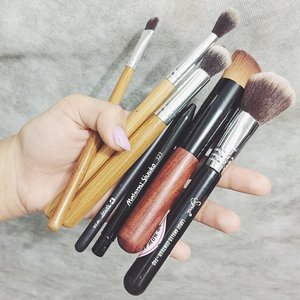 Here are my most used makeup brushes. What about you? You can also share yours and mention me!💋
#clozette #clozetteid #clozettedaily #makeup #beauty #beautytutorial #vsco