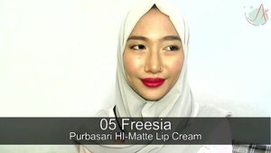 Ini dia swatch semua warna dari @purbasari_indonesia @purbasarimakeupid Hi-Matte Lip Cream! 💋 full video +reviewnya ada di youtube channelku, klik link di bio aja 👆
.
Btw kok mukaku cerah banget pas ngoba nomor 5 ya? Kayak abis dapet thr 😳😳😳
.
#aidachtcom #clozetteid #makeup #beauty #blog #makeupinspired #makeupjunckie #l4l #f4f #makeupreview #makeuptutorial #indonesiabeautyblogger #femalebeautyblogger #bloggerperempuan #jakartabeautyblogger #beautybloggerindo #purbasari #purbasarihimatte #purbasarilipcream #lipcream