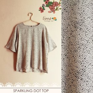 Sparkling dot top

Available allsize
Fit bust till 100cm :)
Loose style
Material cotton rayon, comfort wear

Pair it with pencil skirt for weekdays OR jeans for weekend ♥

Www.limevintageme.com
Sms / wa 081286212177

#vintagetop #polkadottop #polkadot #rayon #cotton #officewear #blouse #loosetop #limevintageme #localbrand #clozetteid #clozettedaily #clothingline #potd