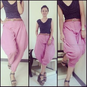 @swanstwenty @iwearup @hm @casioid

Let's take a moment and enjoy saturday evening with cheers... #ootd new a drop pants, catch them up next week via @swanstwenty IG .. its an ethnic linen cotton..
Wear it with your own style..maxi or midi, it's up to u ^0^

H&M top and casio watch.. and my beloved UP shoes tree-hi leopard.. Have a great weekend, everybody!! #swanstwenty #swanstwentysignature #modernIndonesia #funyourself #fashionporn #fashionid #clozettedaily #clozetteid #estobellycloset