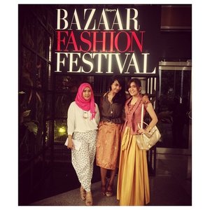 Attend @michi_maitlin fashion runway
Spring summer 2015 collection
At Bazaar Fashion Festival 2014

With @mindalubis and @megajannaty ^^ we're wearing @swanstwenty collection ^^ #clozette #clozetteid #clozettegirl #clozettebazaar #swanstwenty #swanstwentyboutique #swanstwentysignature #fashion #fashionid #fashionporn #fashionworld @photogridorg
