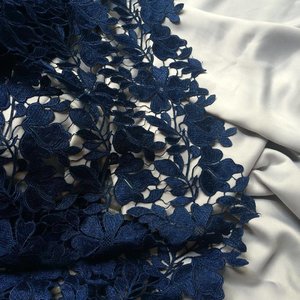 I love the fabric.... navy blue and silver.. 💕 what a perfect match.. #sofiadewifashiondiary #clozetteid #fabric #sofiadewico #lace #weddingparty #partydress