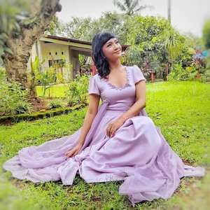 I'm attending a beautiful wedding in a handmade lavender dress of mine 💜💜
.
.
.
.
Coming soon on my blog .. tonight!  many stories behind the scene 💜 
#clozetteid #lifestyle #fashion #bridesmaid #pinterest