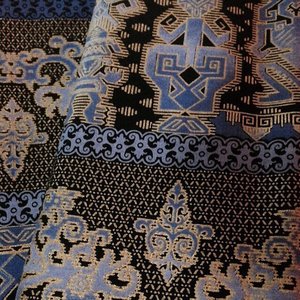 Serat talas - tenun sumbawa ❤️ feel sooooo lucky to have Thousands gorgeous fabric from Indonesia and this one icluded... 👸 #fabric #tenunsumbawa #indonesianfabric #ethnic #clozette #clozetteid #touchofIndonesia #modernIndonesia #indonesiacantik