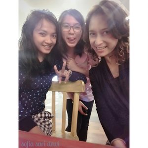 With Lulu and Vera Lasut (QVL)
Chitchat kilat.. ora popo la.. lanjut nanti di citos ya ^^ Click for details ^^ #clozette @clozetteid #clozetteid #friendship #localbrandid #localmovement #jakarta #Indonesia #indonesianbrand #gandariacity #girlstalk #instadaily