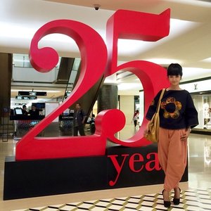 Happy 25th anniversary @plaza_indonesia ❤️ Last day of Plaza Indonesia Fashion Week 😊 #clozette #clozetteid #clozettegirl #clozetteambassador #sofiadewiootd #ootd