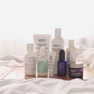 Coincidentally, the skincare products I use are all from the same brand. I've been a fan since 3 years ago, I use Kiehl's day and night 😍―#pamperland #beauty #skincare #clozetteid #cotw #whiteaddict