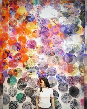 The soul becomes dyed with the color of its thought. So be a colorful one~
.
.
.
.
.
#artwork #jakartago #jakartamuseum #museummacan #ClozetteID