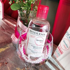 Hello, guys! Happy Monday! Here's my new post on my blog about @bioderma_indonesia SKIN CLASS #biodermaskinclass on Mar 14th 2015 at Pacific Place, Jakarta. Have a peek at http://j.mp/biodermabyfia and leave comments there! I love chit chat! #bioderma #biodermaindonesia #dermanesia #eventreport #indonesia #indonesianbeautyblogger #beautyblogger #beautyblog #indonesianblogger #bloggerlife #cleansingwater #skincare #clozetteID