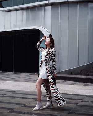 Walk on the “wild side” with @dorothyperkins_indonesia newest collections 🦓 .
.
#DorothyPerkins 
#DorothyPerkinsIndonesia