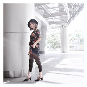 The greater the storm, the brighter your rainbow 🌈
.
Top @momochi_pgmta2 
Shoes @unificatio.official .
.
#ootdindo #ootdindonesia #potdindo #potdindonesia #lookbook #lookbookindonesia #clozetteid #indoblogger #fashionblogger #bloggerindonesia #bloggerperempuan