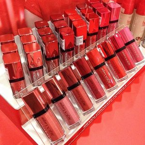 The new Bourjois Rouge Edition Aqua Laque in 8 shades. My favorite shade is #Aqualaque_BourjoisID(05) Red My Lips! 💄 
Only available at Metro Plaza Senayan, get yours now! 
@bourjois_id #bourjois #aqualaque #event #beauty #beautyblogger #indonesianbeautyblogger #ibb #clozetteid