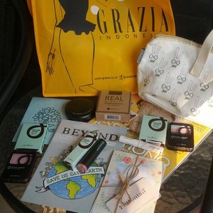 Goodies from yesterday's event #GraziaDay thank you so much for such a wonderful event @grazia_id @beyondind #graziaxbeyond #clozetteID #makeup #trueecobeauty #organic #beyond #Korea