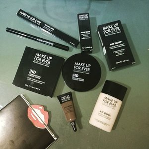 Long time no post my #recenthaul here, these are my recent haul from @makeupforeverid, can't resist the temptation of their new Graphic Liner and HD Powder. Running out of current #foundie and have heard so many good review on the Mat Velvet+, as for the Aquabrow is a repurchase, holy grail #eyebrows product which has incredible staying power. #makeupforever #makeupforeverid #makeup #makeupartist #makeupblogger #beautyblogger #indonesiabeautyblogger #beautybloggerid #clozetteid
