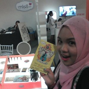 My favorite cosmetics product @thebalmid has clearance sale come here @bbmeetup @senayan_city #thebalmid #bbmeetupxthebalm #bbmeetup #clozetteID