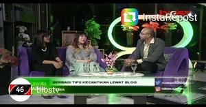 Last night at @biostv , that's a rather off timing snap with my mouth wide open 😄 but that's okay,  i was there to talk afterall haha. 
Btw,  thank you again @madassbyndaru
For my hair 😘😘😘 #biostv #talkshow #live #liveontv #surabaya #blogger #bbloggerid #indonesianblogger #indonesianbeautyblogger #surabayablogger #surabayabeautyblogger #sbybeautyblogger #girls #asian #clozetteid #clozettedaily #influencer #cakrawalamalam #biostvsurabaya #beautyblogger #lifestyle #firsttime #newexperience #sonervous #sbbcomittee #bloggerceria #bloggerceriaid