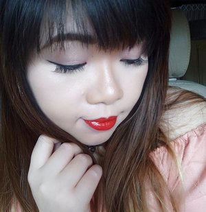 Yesterday's makeup... I don't know why but i simply don't gravitate towards reds incl red lippies-but i actually always love how red lips looks on me!

Testing out @silverswanlash Side lash in 301 Broze (which i loveee), full review soon!

I was also wearing mostly new makeups from @altheakorea Must Have Box (mineralized powder, shading&highlighting and liptint) - also will review soon hehe 😄

#motd #selfie #girl #asian #blogger #bblogger #bbloggerid #beautyblogger #indonesianblogger #indonesianbeautyblogger #surabayabeautyblogger #surabaya #surabayablogger #sbybeautyblogger  #ilovemakeup #beautyaddict #beautyjunkie #selfie #clozetteid #clozettedaily  #makeupaddict #influencer #beautyinfluencer #surabayainfluencer #surabayabeautyinfluencer #redlips #sbbxsilverswan