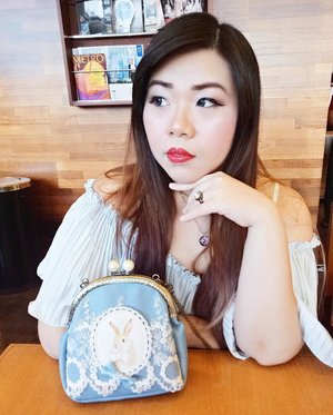 Just me and Peter 😄

Testing out @bcl_company_official
Eye brow product from @kaycollection
And @purbasarimakeupid
Hi Matte Lip Cream. Review soon at Pink and Undecided blog!

#blue #babyblue #fotd #motd #rbf #restingbitchface #girl #asian #beautynesiamember #clozettedaily #clozetteid #fotd #potd #blogger #bblogger #bbloggerid #bloggerceria #bloggerceriaid #sbybeautyblogger #beautyblogger #beautyinfluencer #influencer #indonesianblogger #indonesianbeautyblogger #surabayablogger #surabayabeautyblogger  #surabayainfluencer  #deepredlips