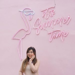 What is your fave season?Mine is actually fall. Which is a bummer since i live in a tropical country where you only get summer or draught season 😂. That's why i almost always travel somewhere that actually cooler during fall... #ootd #ootdid#sbybeautyblogger  #bblogger #bbloggerid #influencer #influencerindonesia #surabayainfluencer #beautyinfluencer #beautybloggerid #beautybloggerindonesia #bloggerceria #beautynesiamember  #influencersurabaya  #indonesianblogger #indonesianbeautyblogger #surabayablogger #surabayabeautyblogger  #bloggerperempuan #clozetteid #sbybeautyblogger  #girl #asian #indobeautysquad #makeup #makeuplook #notasize0 #surabayainfluencer#lumerxartotel #stealamandastyle