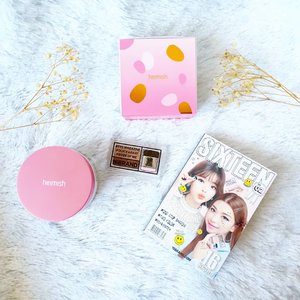 Loving this @16.brand eyeshadow and @heimish_korea eye patch that i got from @stylekorean_global so much!!! In depth review here :  http://bit.ly/stylekoreantryme .

#stylekorean #stylekoreanid
#stylekoreantrymebox
#sbybeautyblogger #clozetteid #blogger #bblogger #bbloggerid #beautyblogger #beautynesiamember #bloggerceria #sbybeautyblogger  #influencer #beautyinfluencer #indonesianblogger #indonesianbeautyblogger  #surabayabeautyblogger #review  #beautybloggerindonesia  #surabayainfluencer #koreanbeauty #kbeauty #heimish #16brand #chosungah #koreanmakeup #koreanskincare