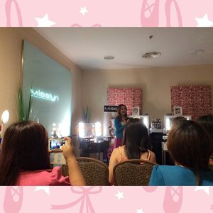 Second #event today #misslyn #cosmetics #launching #introduction #beautyevent #makeup #blogger #bblogger #indonesianblogger #indonesianbeautyblogger #beautyblogger #clozetteid #clozetteidgirl #mataharideptstore #tunjunganplaza #surabaya