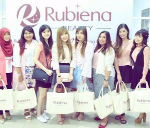 Yesterday's fun at @rubienabeauty launching, thank you for having us! 
#rubienabeauty #cerahitucantik #rubiena #rubienalaunching #launching #productlaunching #rubienaskincare#event #beautyevent #clozetteid #beautynesiamember #sbybeautyblogger #girls #blogger #bblogger #bbloggerid #indonesianblogger #indonesianbeautyblogger #surabaya #surabayablogger #surabayabeautyblogger #influencer #beautyinfluencer #surabayaevent #eventsurabaya #surabayainfluencer #ootd #pink #dresscodepink
